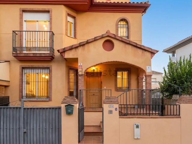 Casa en alquiler en Estanque de Gójar, Gójar