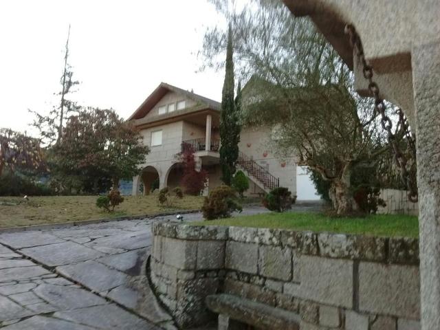 Casa en venta en Donas, Vigo