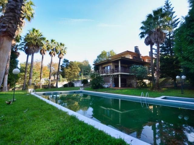 Casa en venta en Peitieiros, Vigo