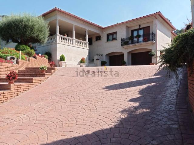 Casa en venta en Vilaza, Vigo