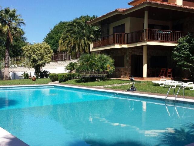 Casa en venta en Peitieiros, Vigo
