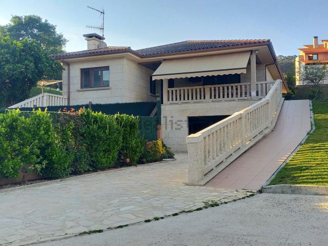 Casa en venta en Gondomar, Vigo