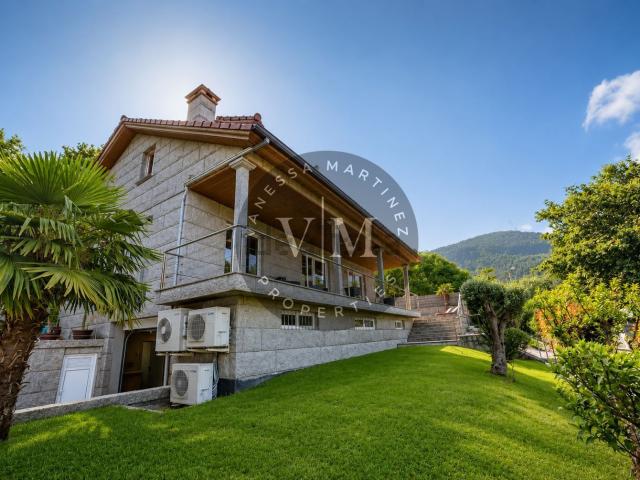 Casa en venta en Morgadáns, Vigo