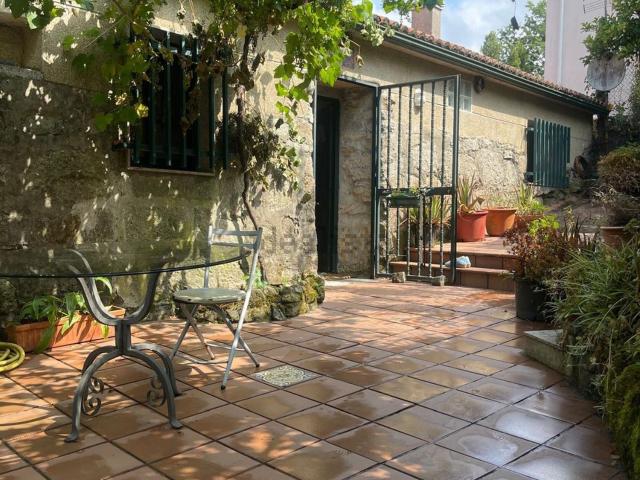 Casa en venta en Peitieiros, Vigo