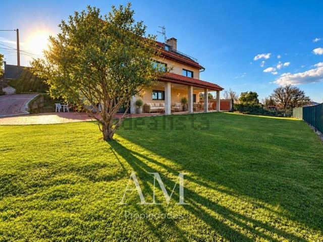 Casa en venta en Donas, Gondomar