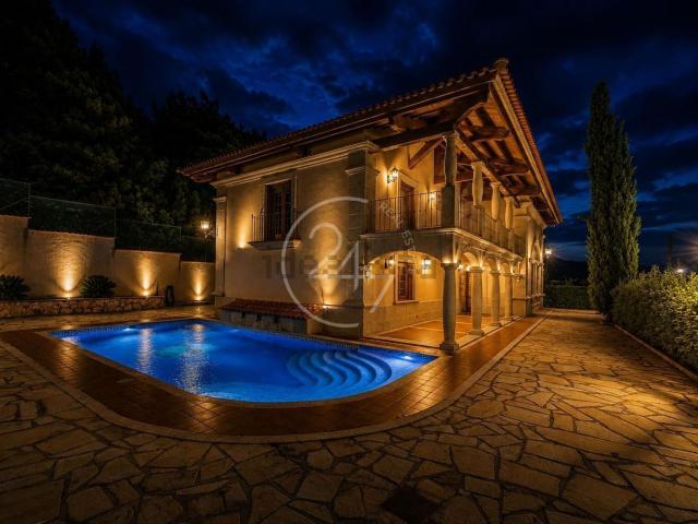 Casa en venta en Vilaza, Vigo