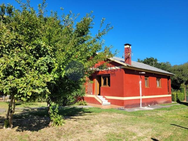 Casa en venta en Donas, Vigo