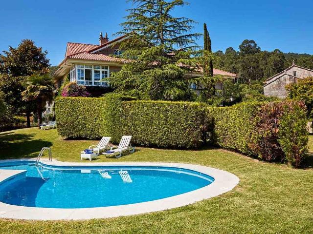 Casa en venta en Donas, Vigo