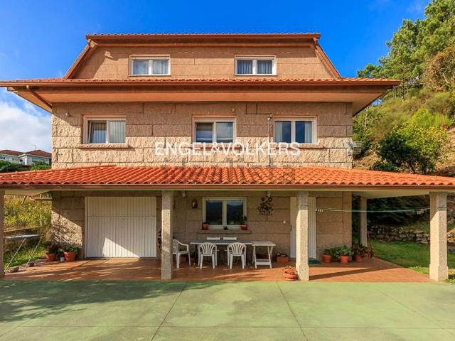 Casa en venta en Chaín, Vigo