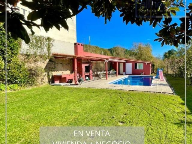 Casa en venta en Vilaza, Vigo