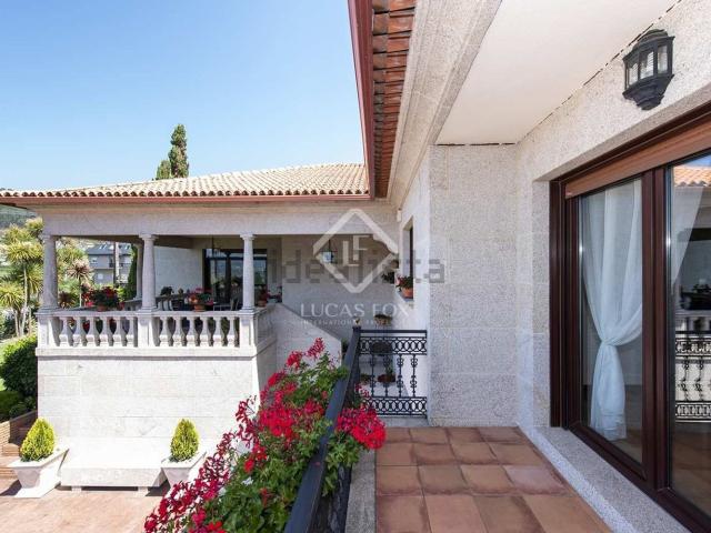 Casa en venta en Gondomar, A Rochela