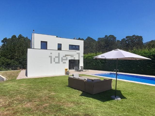 Casa en venta en Peitieiros, Vigo