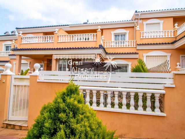 Casa en venta en Gran Alacant, el Baix Vinalopó