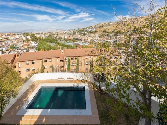 Casa en venta en Genil, Comarca de la Vega de Granada