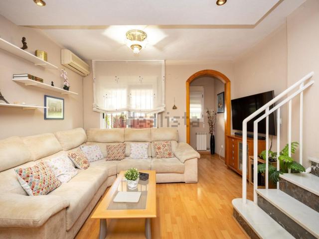 Casa en venta en Genil, Comarca de la Vega de Granada
