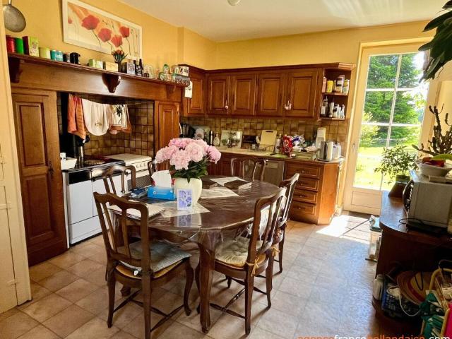 Maison vente à Nontron, Savignac-lédrier