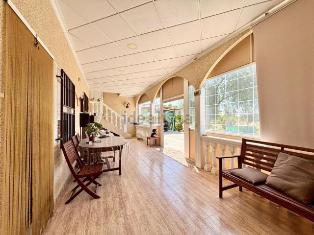 Casa en venta en Granja De Rocamora, Alicante