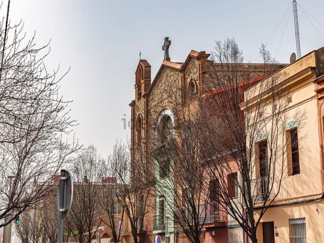Casa en venta en Granollers, Hostal