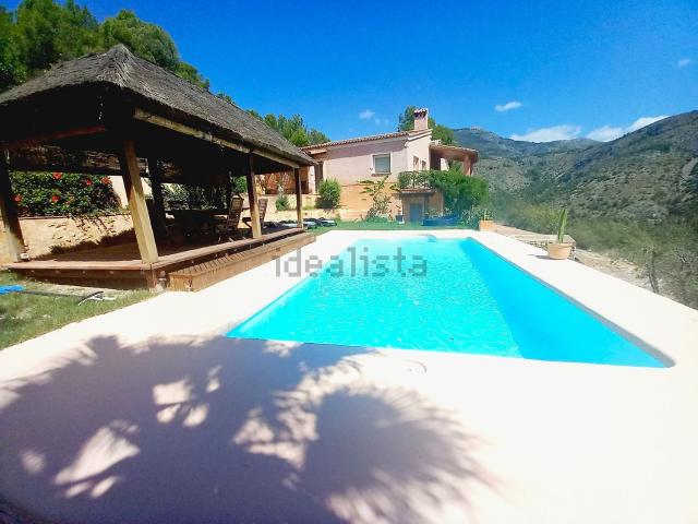 Casa en venta en la Marina Baixa, Valencia