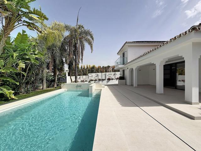 Casa en venta en Guadalmina, Costa del Sol Occidental