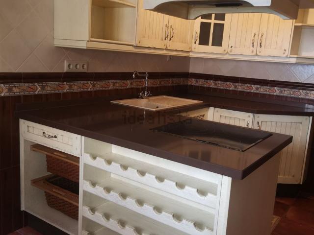 Casa en venta en Guadalupe, Cáceres