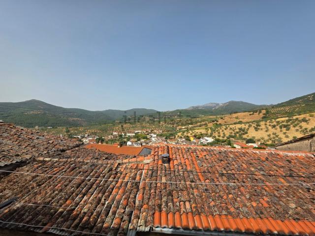 Casa en venta en Guadalupe, Cáceres