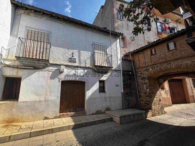 Casa en venta en Guadalupe, Cáceres