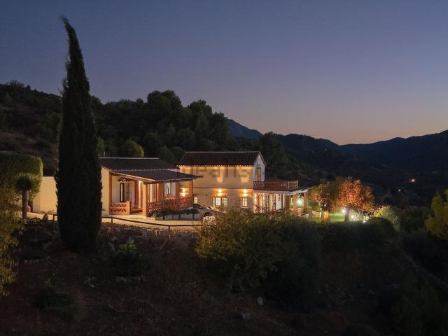 Casa en venta en Sierra de las Nieves, Andalucía
