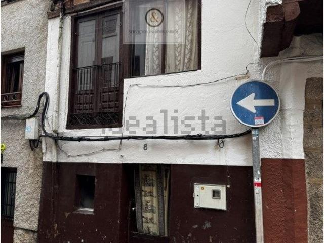 Casa en venta en Guisando, Ávila
