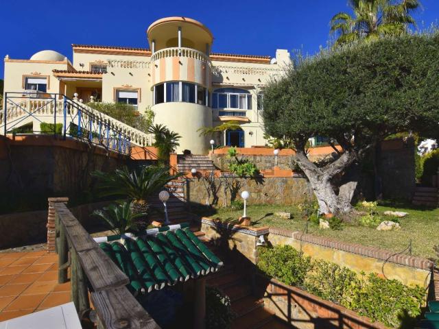 Casa en venta en Torrequebrada, Costa del Sol Occidental