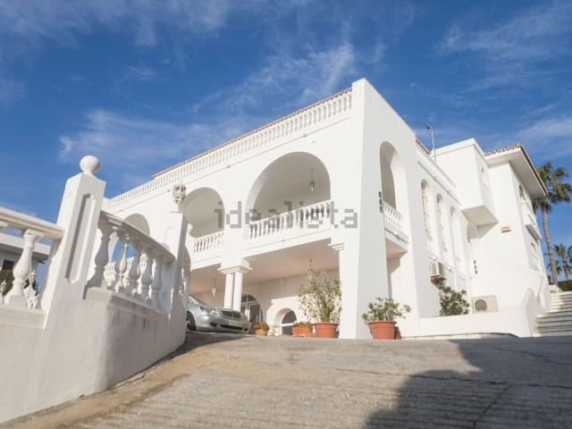 Casa en venta en Torrequebrada, Costa del Sol Occidental