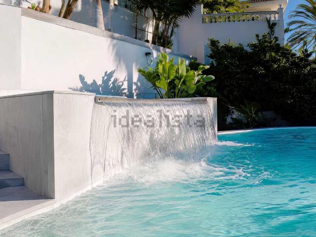 Casa en venta en Torrequebrada, Costa del Sol Occidental