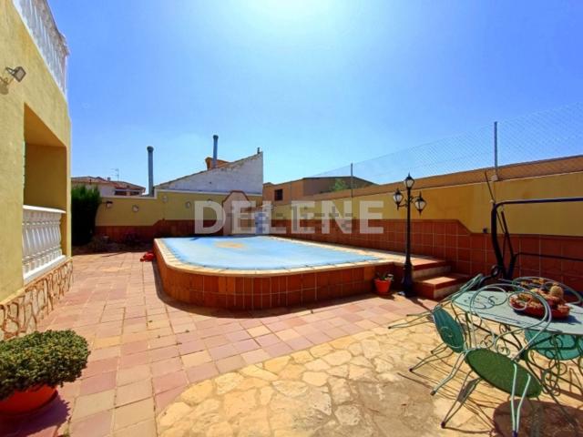 Casa en venta en Hellín, Castilla-La Mancha