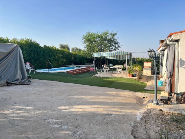 Casa en venta en Herencia