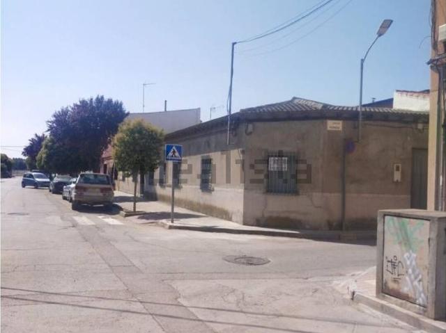 Casa en venta en Herencia