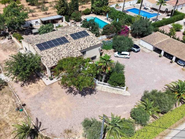Casa en venta en el Vinalopó Mitjà / El Vinalopó Medio, Valencia