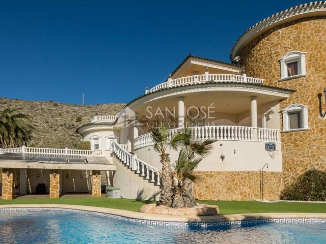Casa en venta en Urbanización La Montañosa, el Vinalopó Mitjà / El Vinalopó Medio