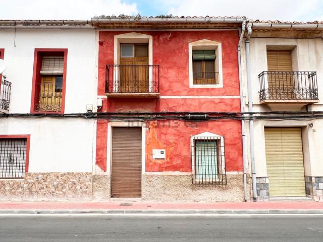 Casa en venta en el Vinalopó Mitjà / El Vinalopó Medio, Valencia