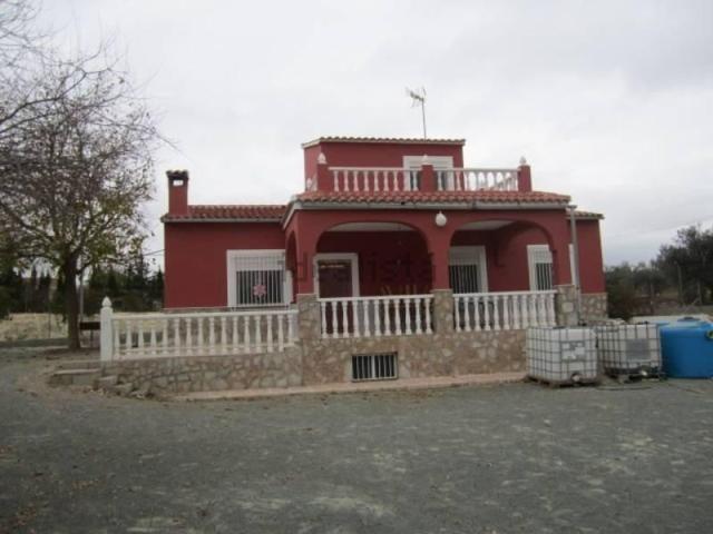 Casa en venta en el Vinalopó Mitjà / El Vinalopó Medio, Valencia