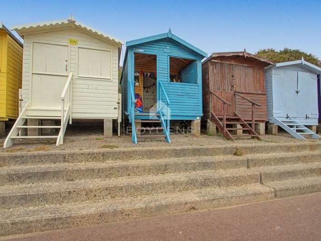 Cottage for sale in Frinton and Walton, Dale Hill