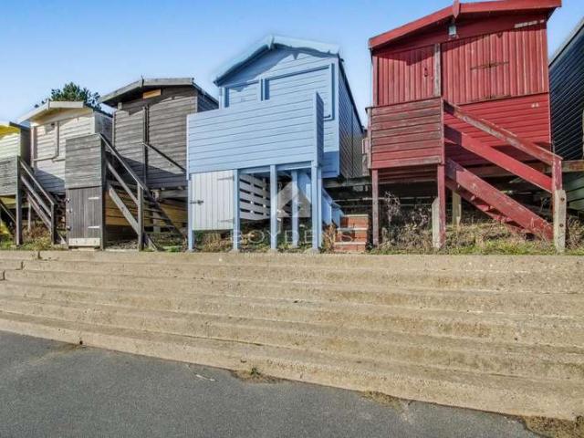 Cottage for sale in Frinton and Walton, Dale Hill