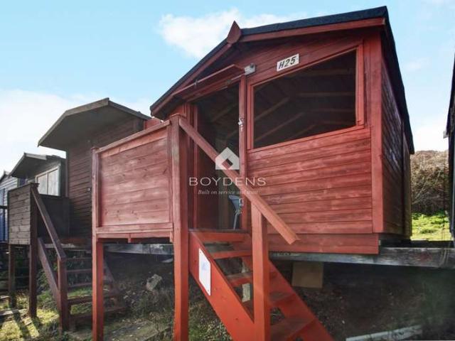 Cottage for sale in Frinton and Walton, Dale Hill