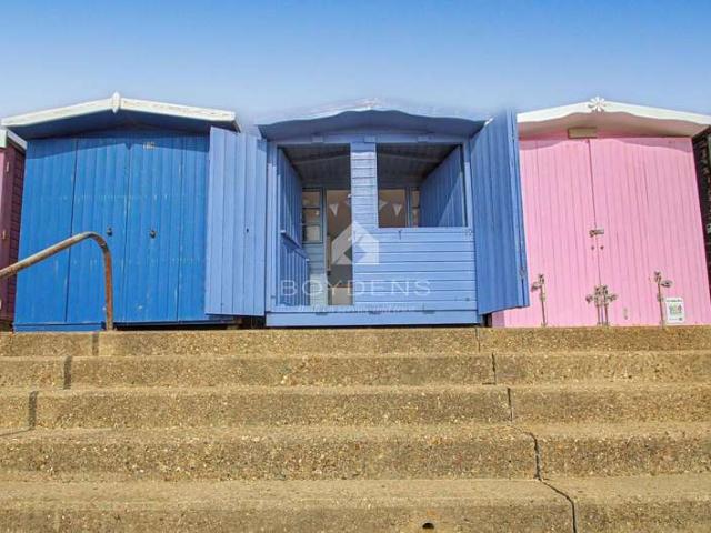 Cottage for sale in Frinton and Walton, Dale Hill