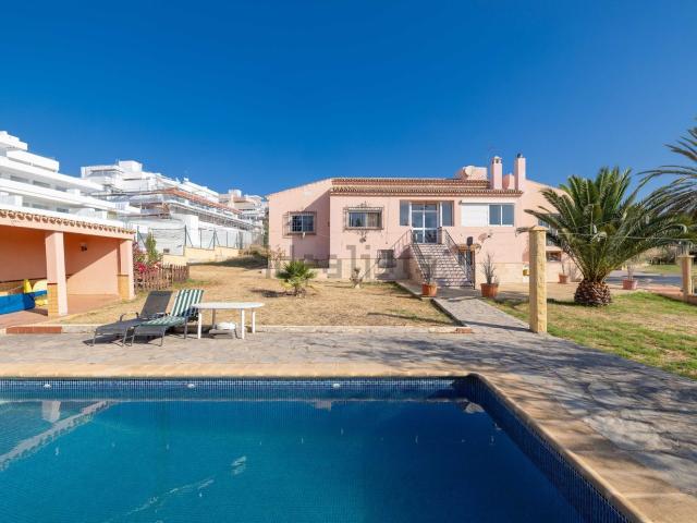 Casa en venta en Estebuna, Costa del Sol Occidental