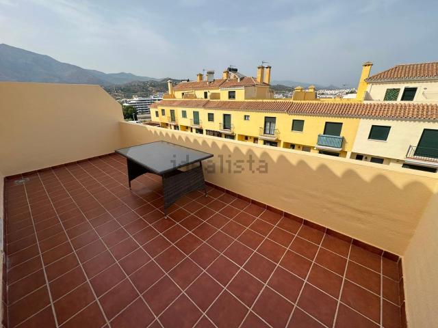 Casa en alquiler en Estebuna, Costa del Sol Occidental