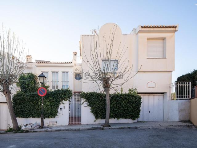 Casa en venta en Huétor Vega, Los Corteses