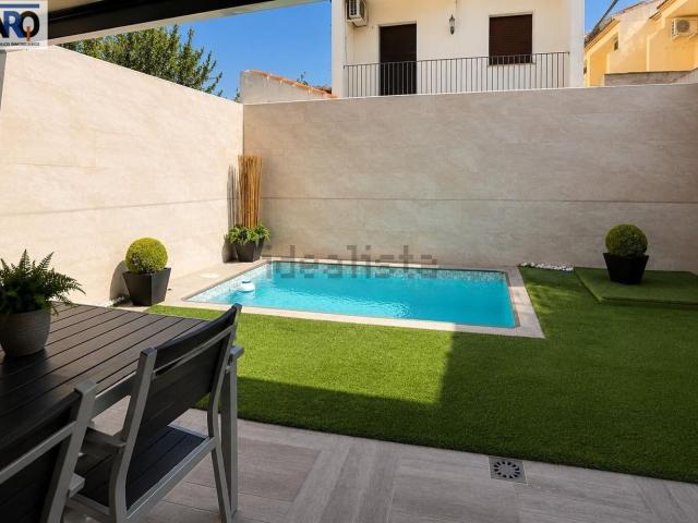Casa en venta en Antequera, Andalucía