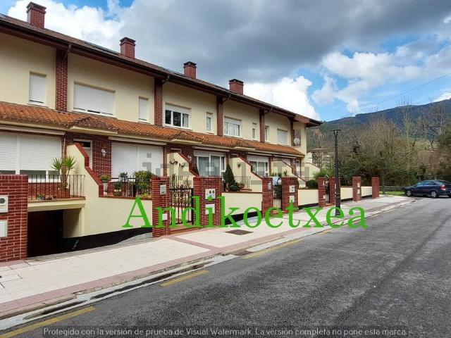 Casa en venta en Igorre, Sabino Arana