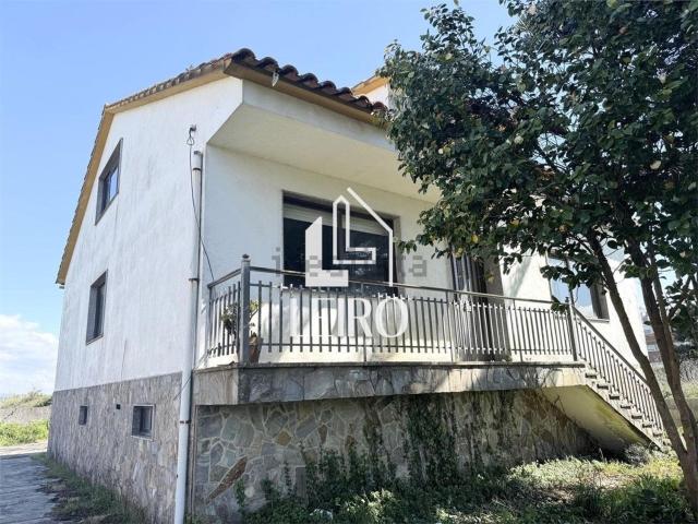 Casa en venta en A Illa de Arousa, O Salnés