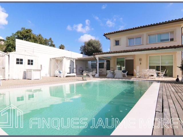 Casa en venta en Crist Rei, Raiguer